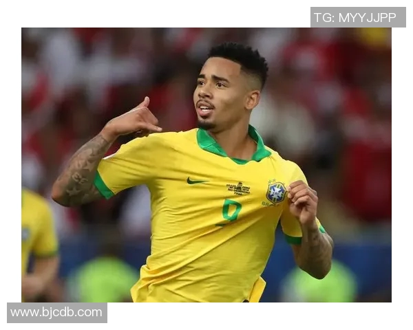 巴西足球明星卡洛的传奇之路与辉煌成就解析