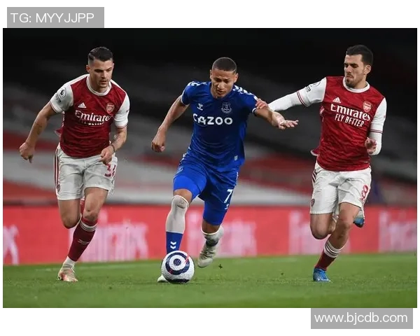 巴黎足球明星风采尽显精彩瞬间照片集锦让你领略足球魅力与激情 巴黎足球明星风采尽显精彩瞬间照片集锦让你领略足球魅力与激情