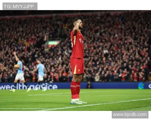 足球明星为何纷纷拥有私人飞机背后的原因与影响分析 足球明星为何纷纷拥有私人飞机背后的原因与影响分析