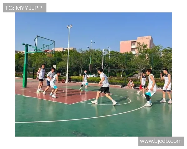 追逐梦想的篮球少女如何在赛场上绽放光芒成为明星的励志故事